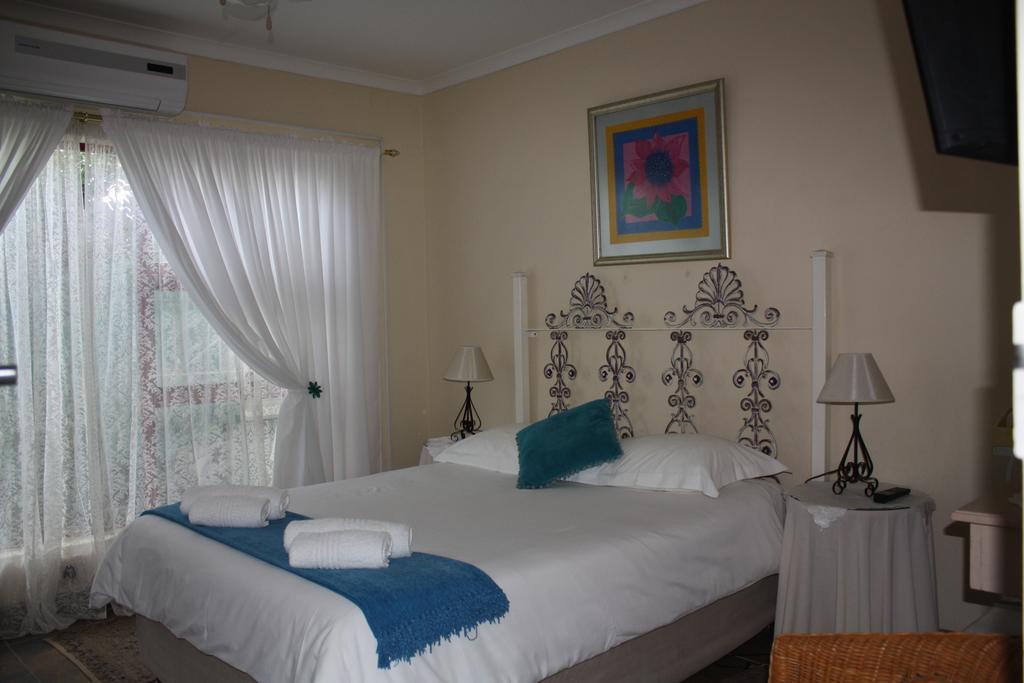 Sir Lambert'S Guesthouse Lambertʼs Bay Εξωτερικό φωτογραφία